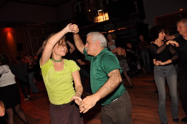 min 2009 11 29 station danse 247